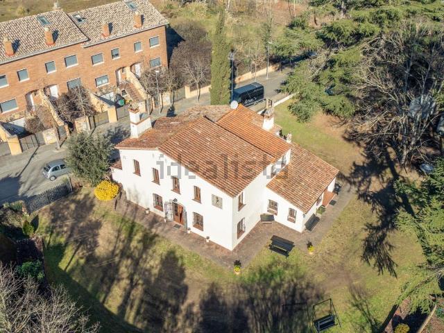 Chalet, Vallgorguina