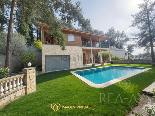 Chalet, Vallirana