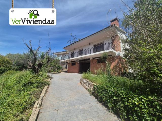Chalet, Vallirana