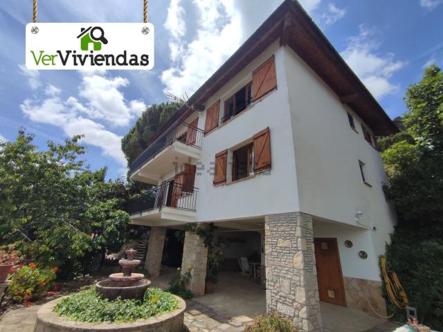 Chalet, Vallirana