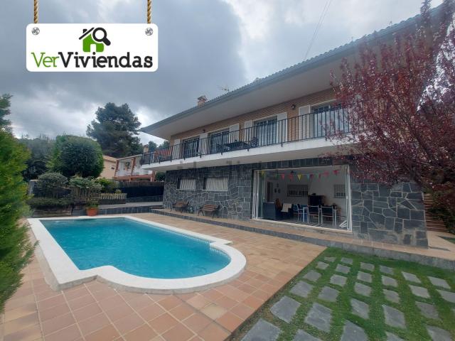 Chalet, Vallirana