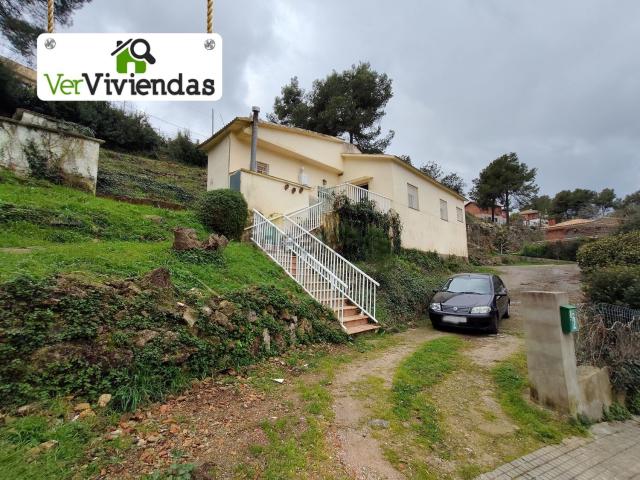 Chalet, Vallirana