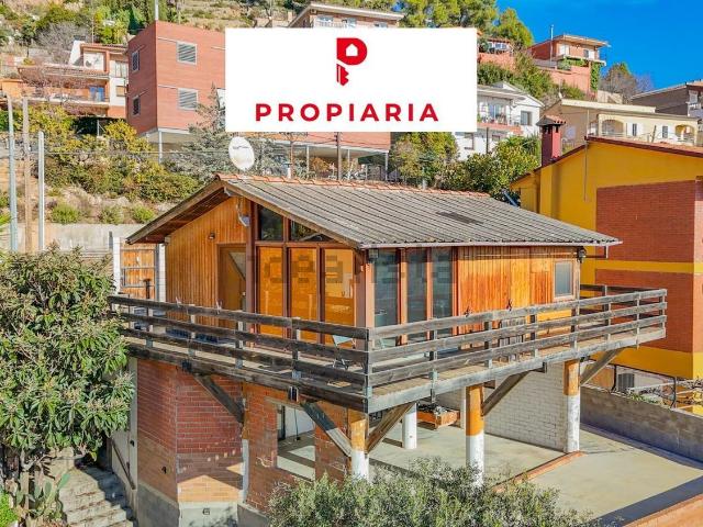 Chalet, Vallirana