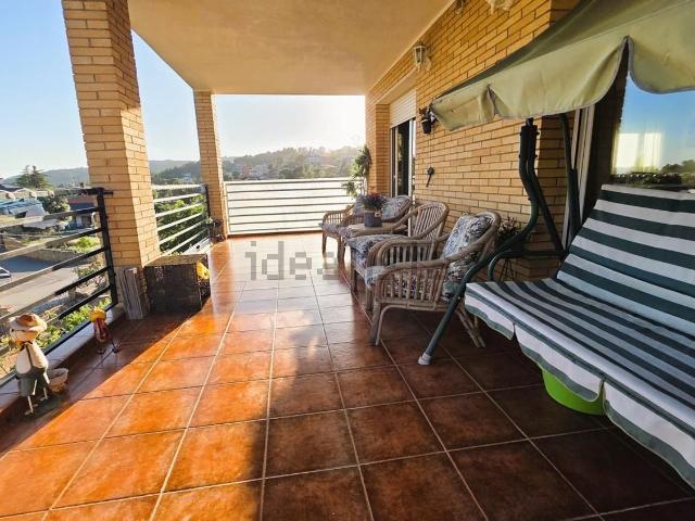 Chalet, Vallirana