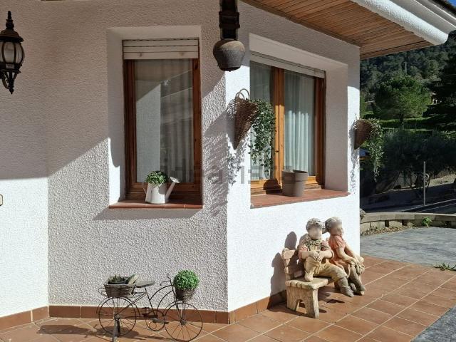 Chalet, Vallirana
