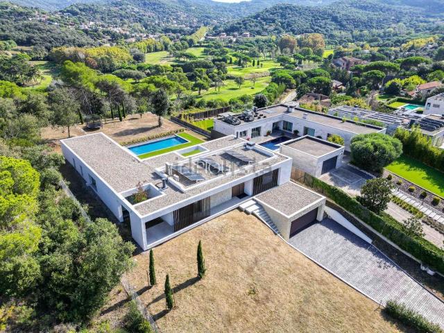 Chalet, Vallromanes