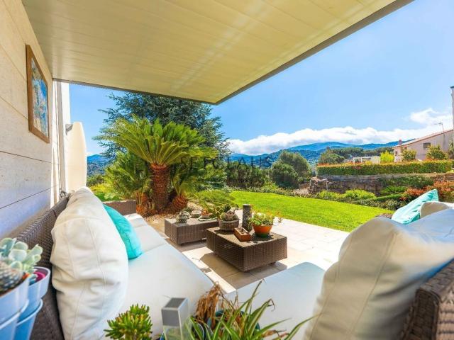 Chalet, Vallromanes