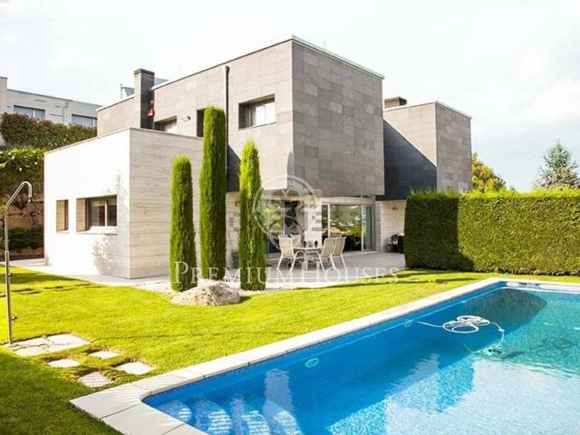 Chalet, Vallromanes