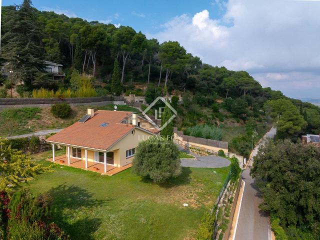 Chalet, Vallromanes