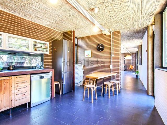 Chalet, Vallromanes