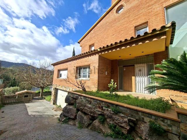 Chalet, Vallromanes