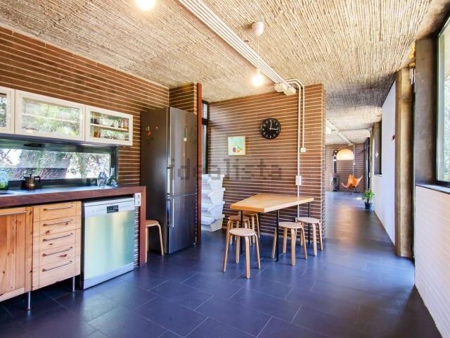 Chalet, Vallromanes