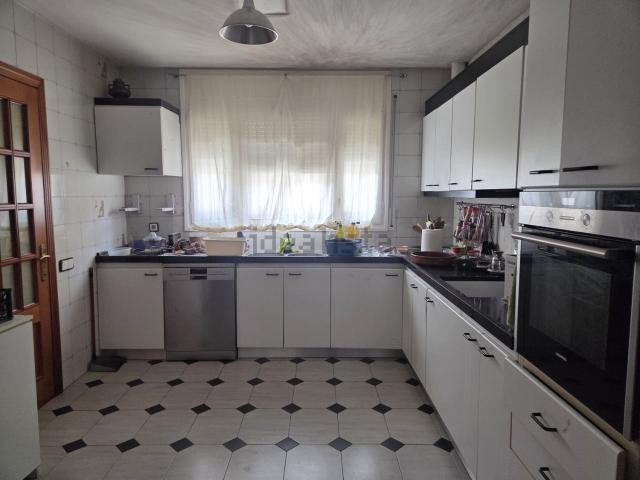 Chalet, Valls