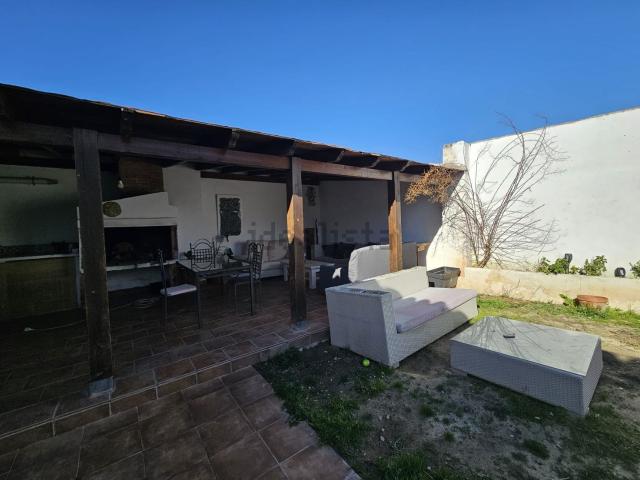 Chalet, Vegas del Genil