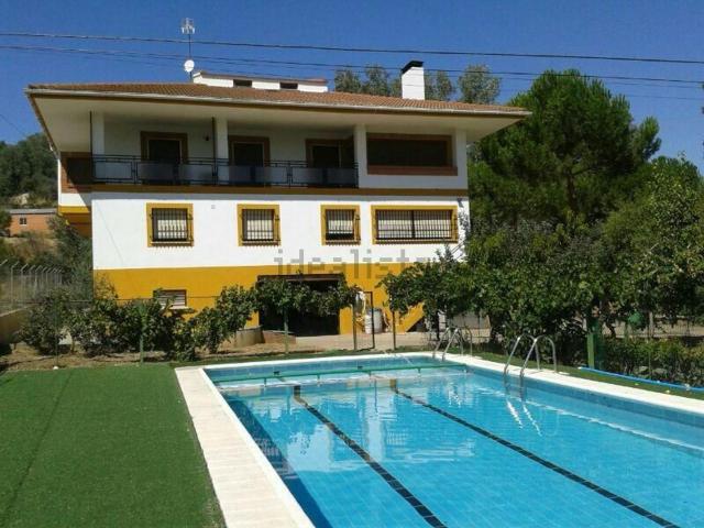 Chalet, Venialbo