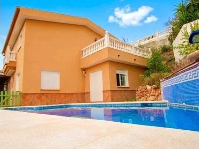 Chalet Venta Coín, Coín