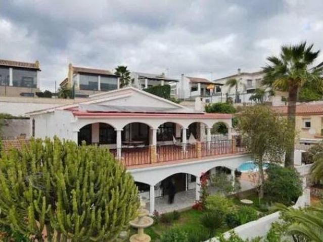 Chalet Venta Coín, Coín
