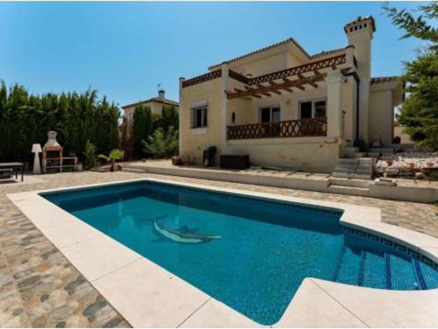 Chalet Venta Coín, Coín