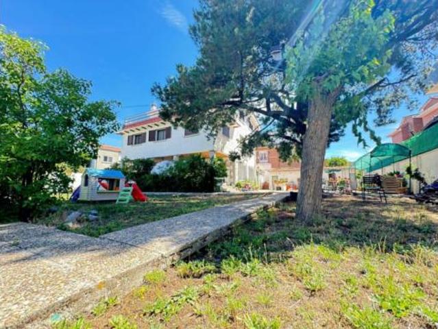 Chalet Venta Collado Villalba, Carlos Ruiz