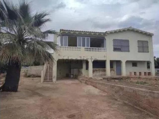 Chalet Venta Cabanes, Cabanes