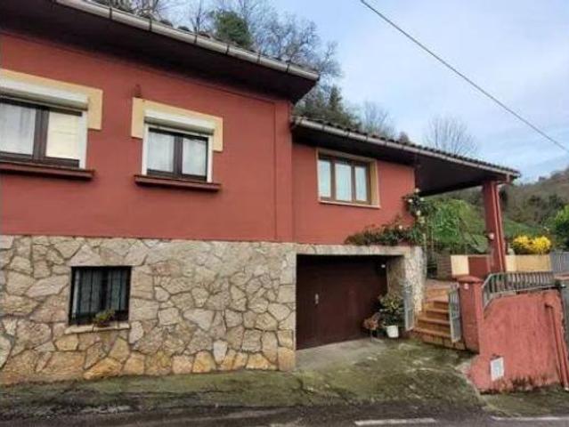 Chalet Venta Cabranes, Arboleya