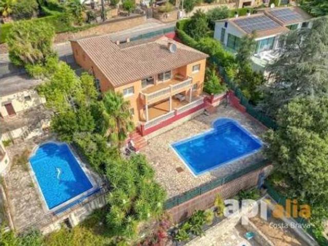 Chalet Venta Calonge i Sant Antoni, Calonge
