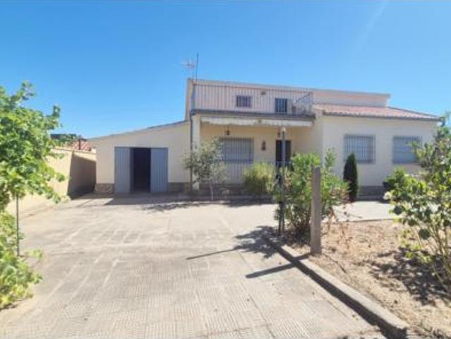 Chalet Venta Calvarrasa de Abajo, Amatos del Río