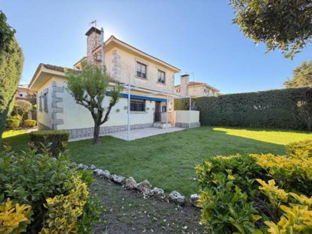 Chalet Venta Camarena, Camarena