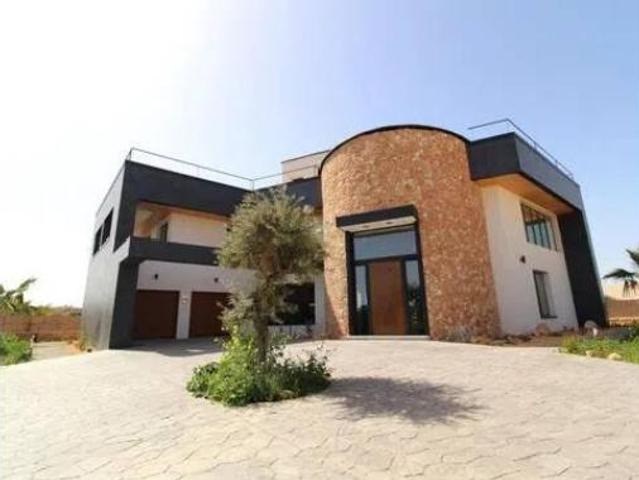 Chalet Venta Campos, Campos
