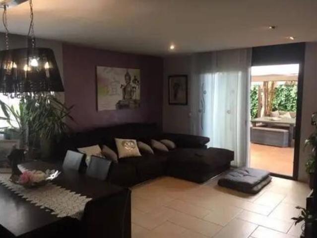 Chalet Venta Campllong, Campllong