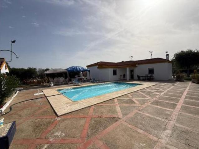 Chalet Venta Carmona, Carmona