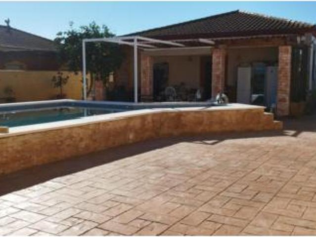 Chalet Venta Carmona, Carmona