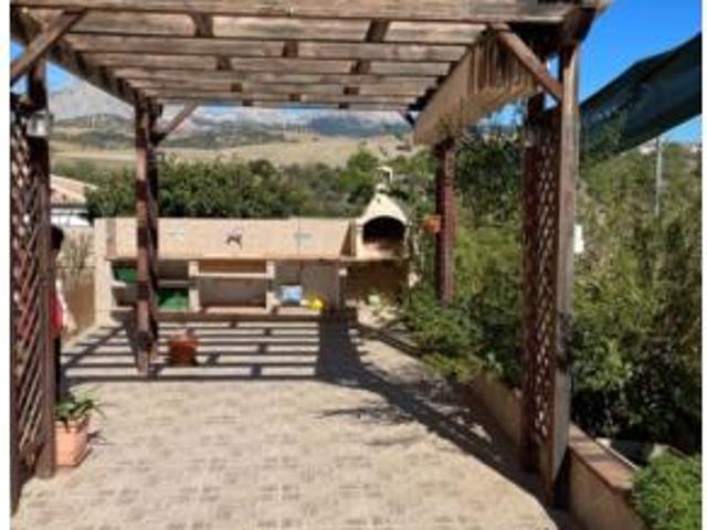 Chalet Venta Casabermeja, Arroyo Coche