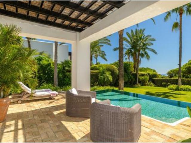 Chalet Venta Casares, Área de Casares