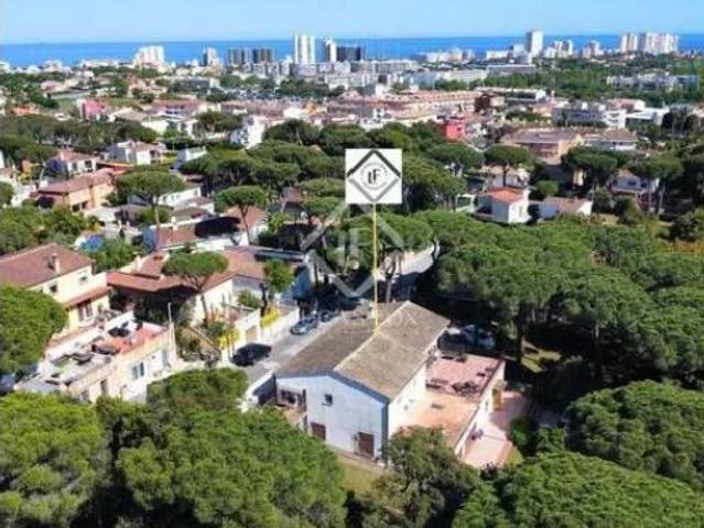 Chalet Venta Castell d'Aro, Platja d'Aro i s'Agaró, Urbanitzacions