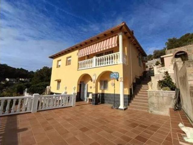 Chalet Venta Castellet i la Gornal, Can Balaguer