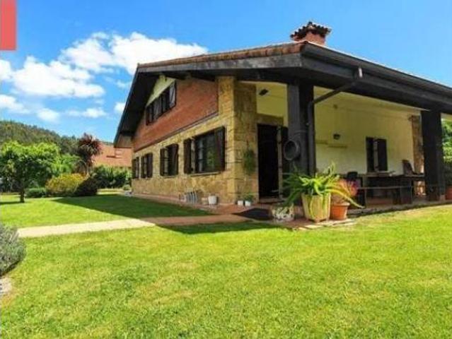 Chalet Venta Castro Urdiales, Sámano
