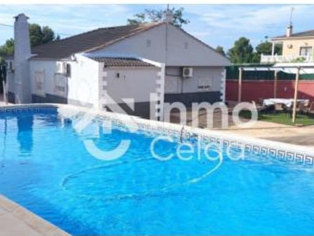 Chalet Venta Chiva, Chiva
