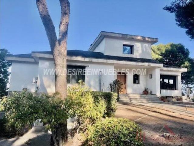 Chalet Venta Chiva, Chiva