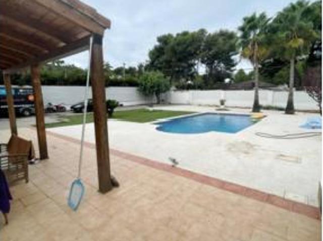 Chalet Venta Chiva, Chiva