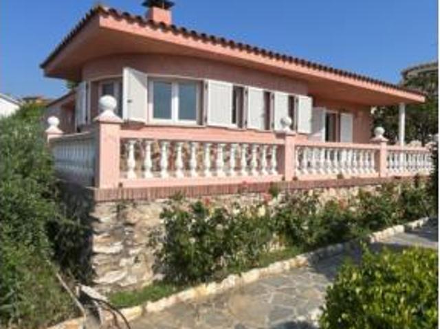 Chalet Venta Creixell, Creixell