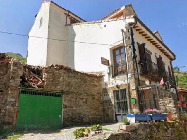 Chalet Venta Crémenes, Crémenes