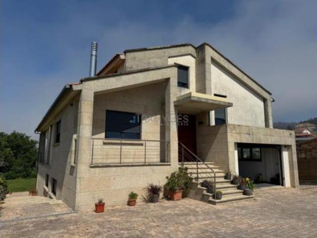 Chalet Venta A Guarda, Salcidos