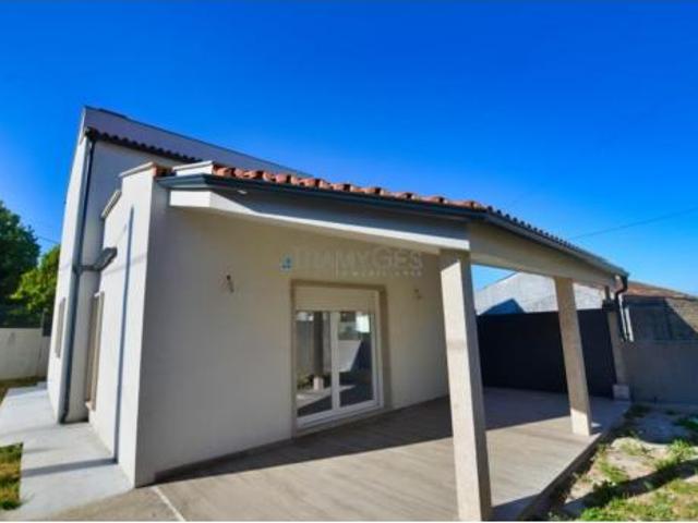 Chalet Venta A Guarda, Salcidos