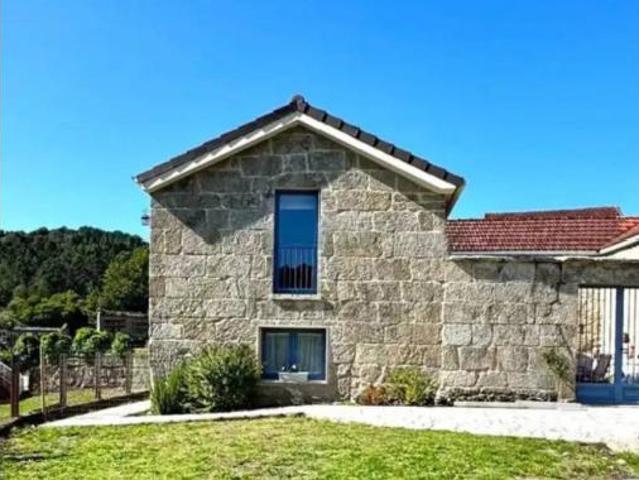 Chalet Venta A Lama, A Lama