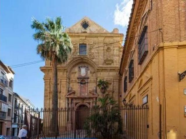 Chalet Venta Antequera, Centro