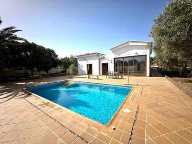 Chalet Venta Antigua, Antigua