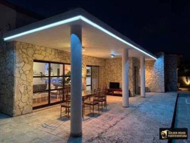 Chalet Venta Antigua, Antigua