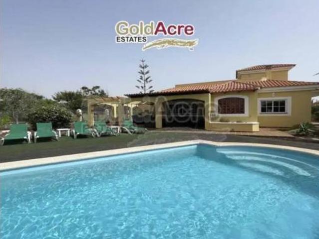 Chalet Venta Antigua, Antigua