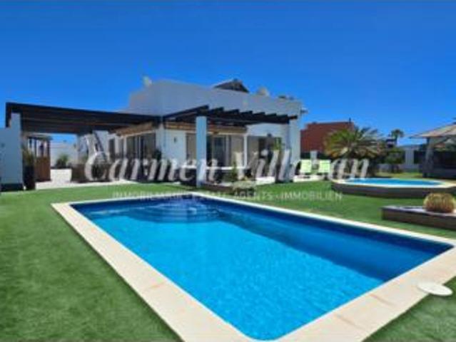 Chalet Venta Antigua, Castillo de Caleta Fuste